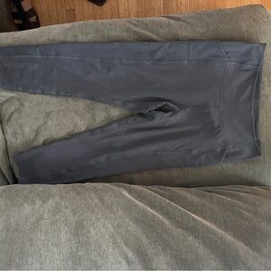 Grey Girlfriend Collective 3/4 leggings - size LARGE